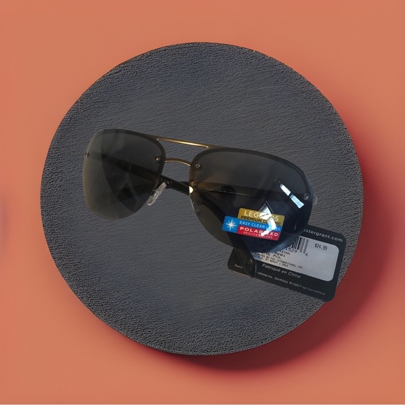 Mystery Box Small Peak | Ladies Aviator Round Oval & More Sunglasses 7 Pre-Loved - Picture 6 of 8